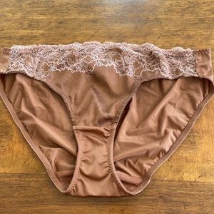 Wacoal Carmel Brown Bikini Cut Panties with Lace